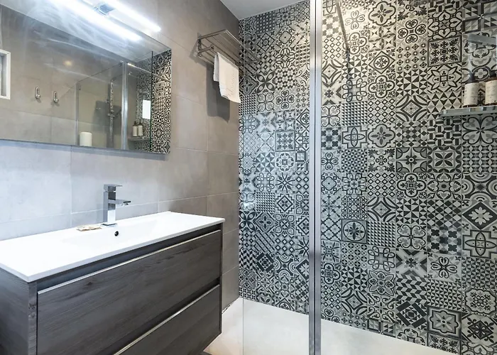 Merceria Floor With Terrace - Unik Vacation טראגונה