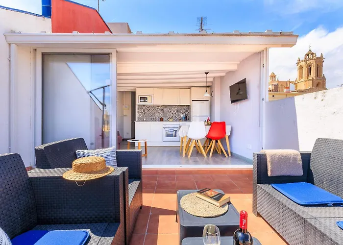 Merceria Floor With Terrace - Unik Vacation דירה טראגונה